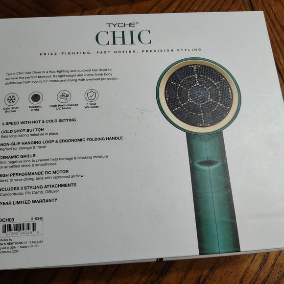 TYCHE CHIC Hair Dryer with 3 attachments - Picture 7 of 7
